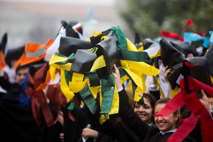 diplomados em Portugal